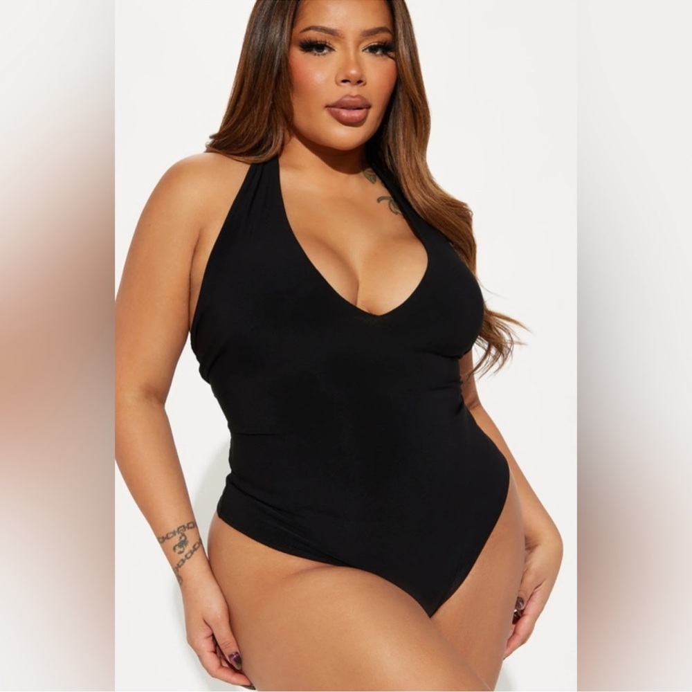 Fashion Nova Elegant Black Bodysuit